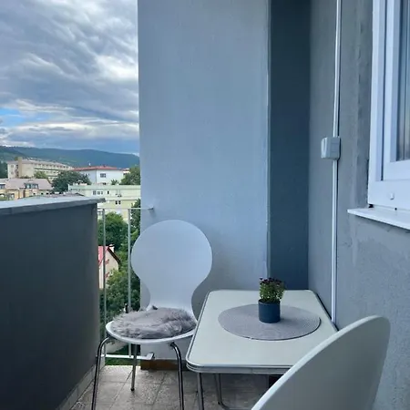 Lägenhet 2-bedroom With Balcony And Free Parking Sarajevo