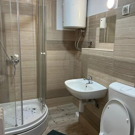 2-bedroom With Balcony And Free Parking * Sarajevo