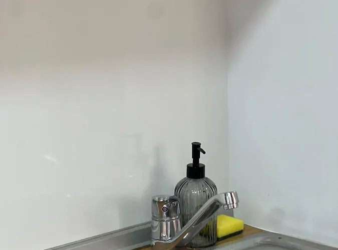 2-bedroom With Balcony And Free Parking